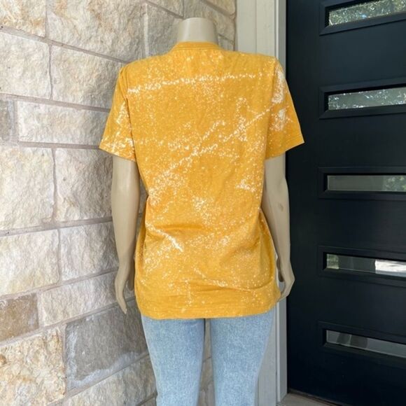 Women's Western Squash Blossom Bleached/Distressed Graphic Tee Size Large - Picture 4 of 9